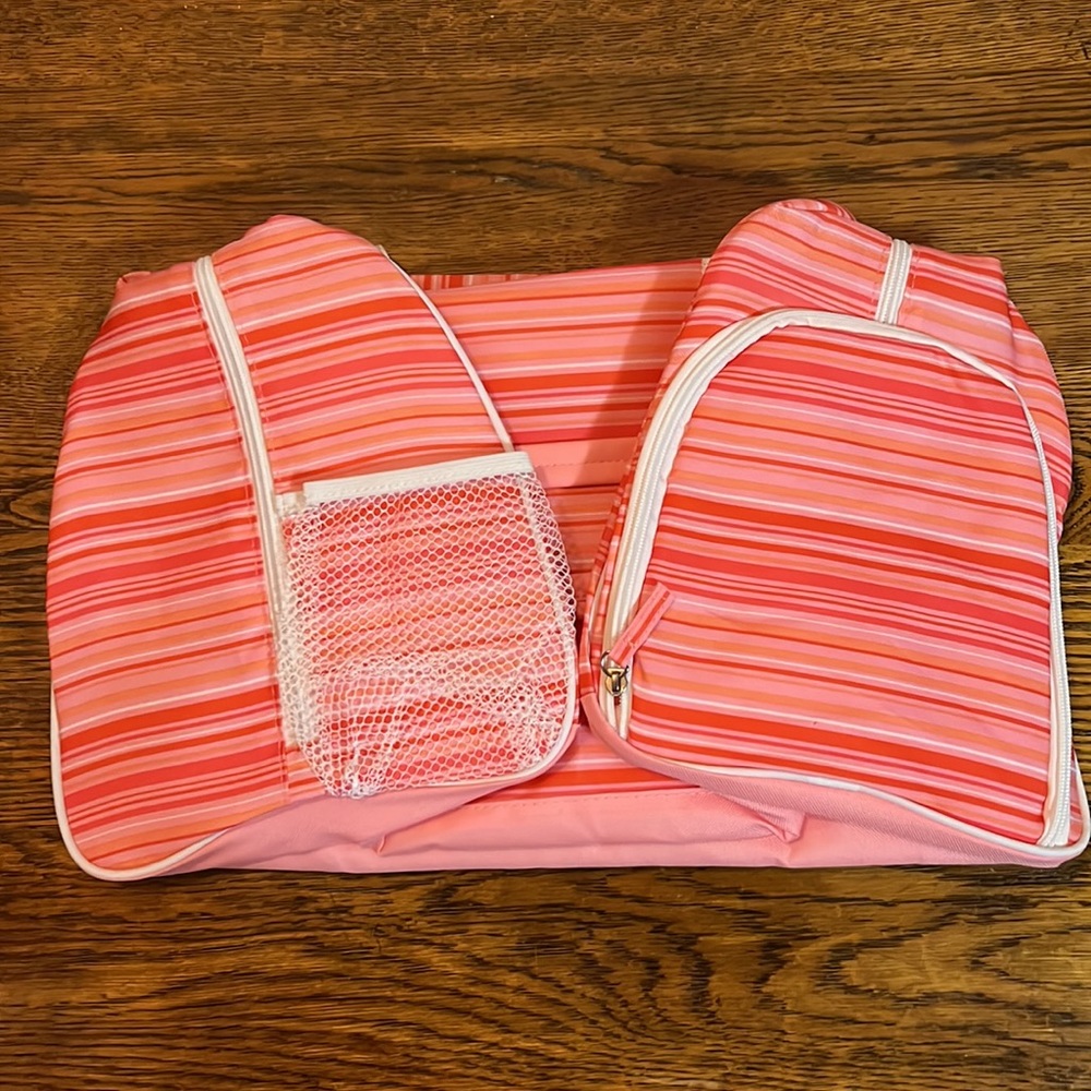 NEW- Weekender Bag - Picture 2 of 3